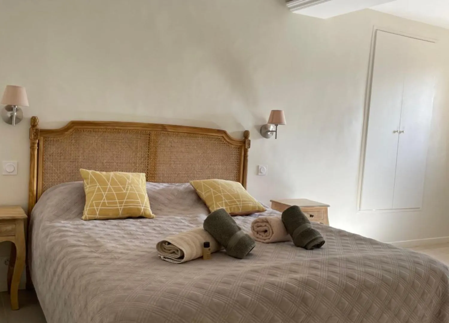 Le Chateau Des Costes Le Castellet  0*, Le Castellet (Var) Frankrijk