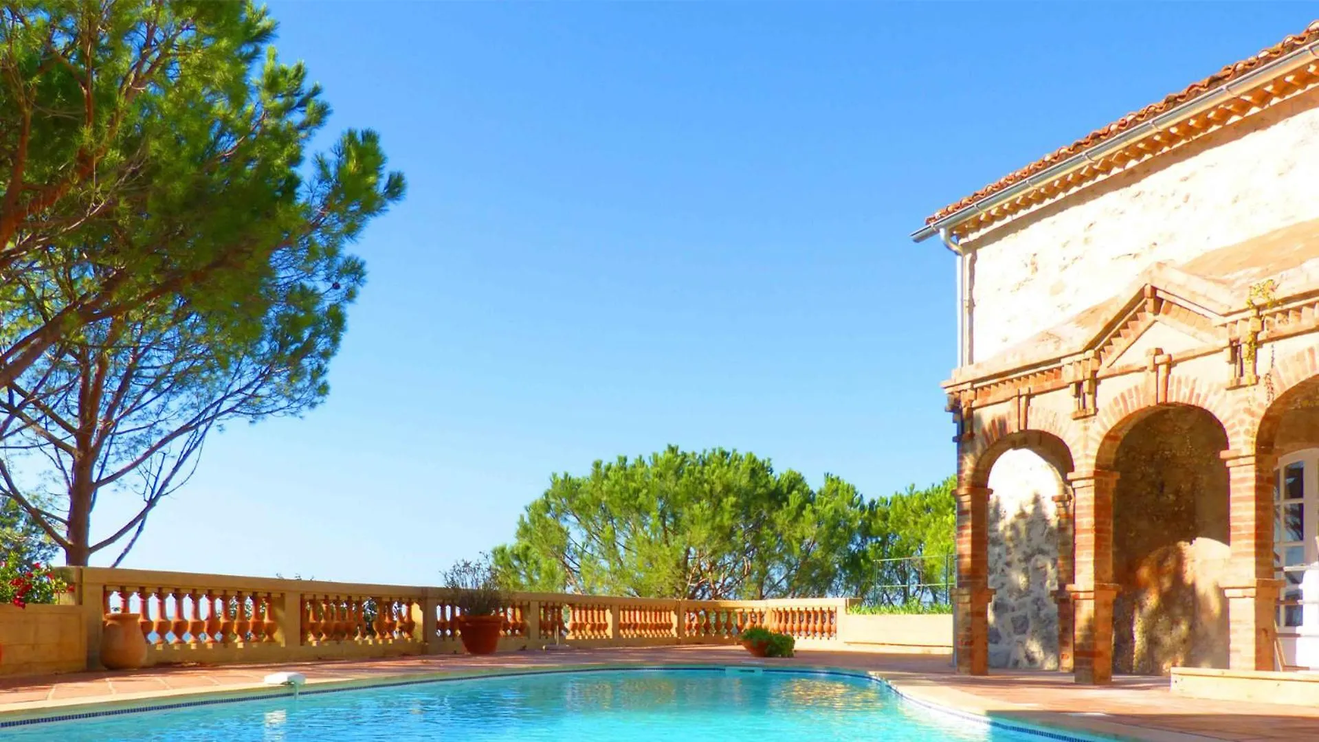 Le Chateau Des Costes Le Castellet  Le Castellet (Var)