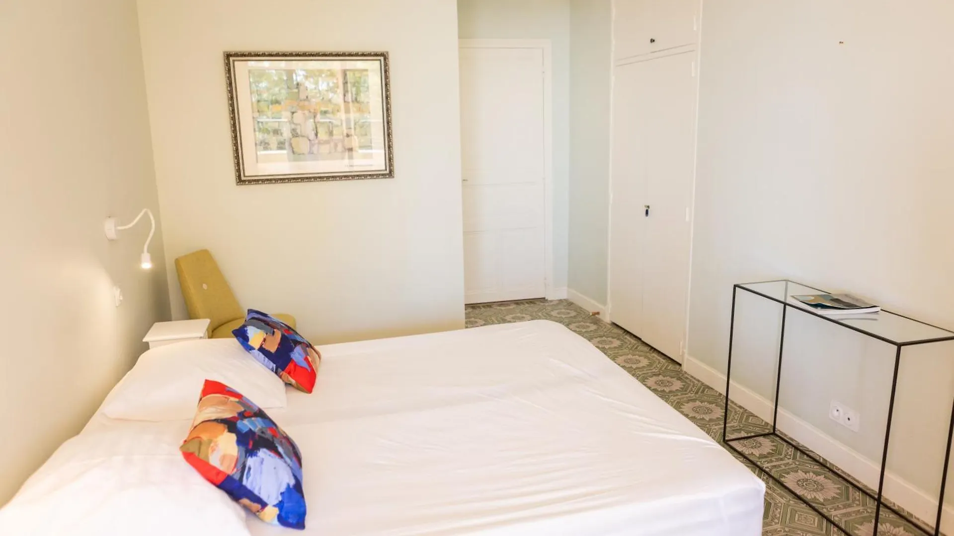 Le Chateau Des Costes Le Castellet  0*, Le Castellet (Var) Francie