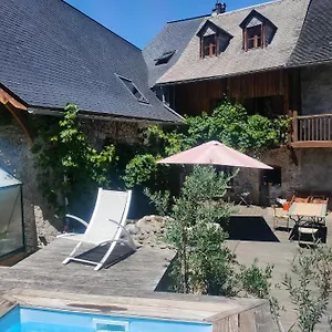 https://les-chatougoulis.midi-pyreneeshotels.com