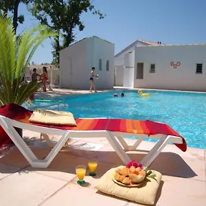 Vacancéole - Les Bastides De Fayence Apartahotel